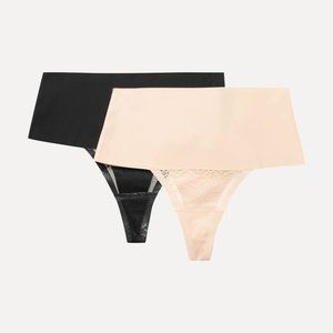 NWOT Spanx Nude Undie-tectable Thong SzSM